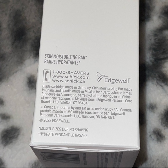 Schick Intuition Razor - Picture 5 of 9